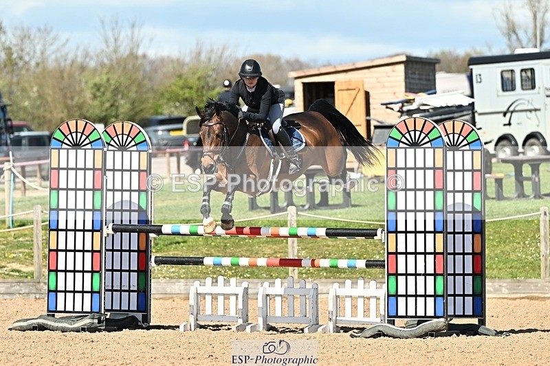 250416-152412-01715 - Cls 6 Foxhunter and 1.20m
