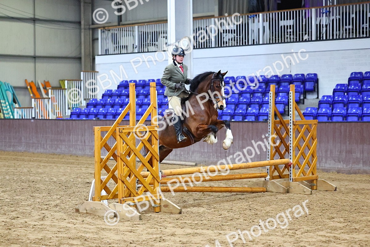 SBM_003037 - Class 35 - 60cm Training Stakes