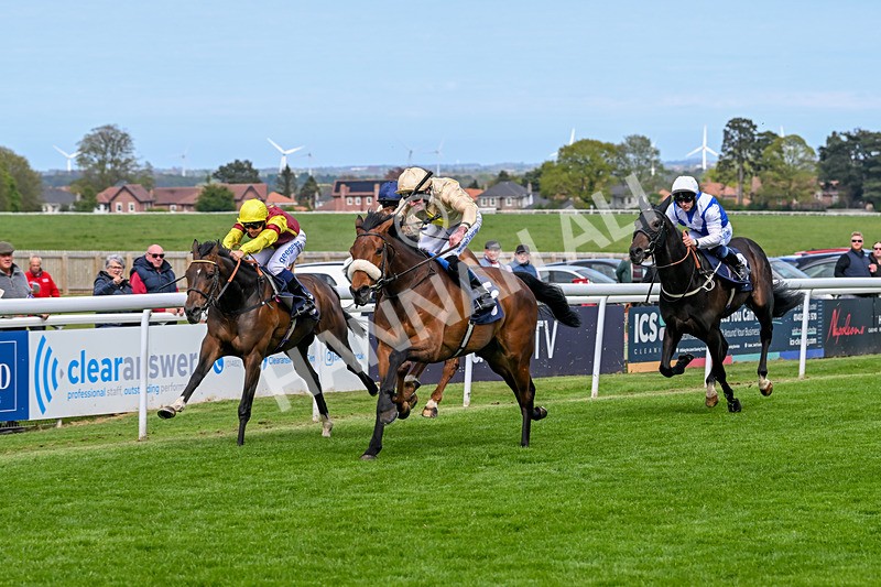 240425-Race 4-Bowen Island-1367 - Race 4