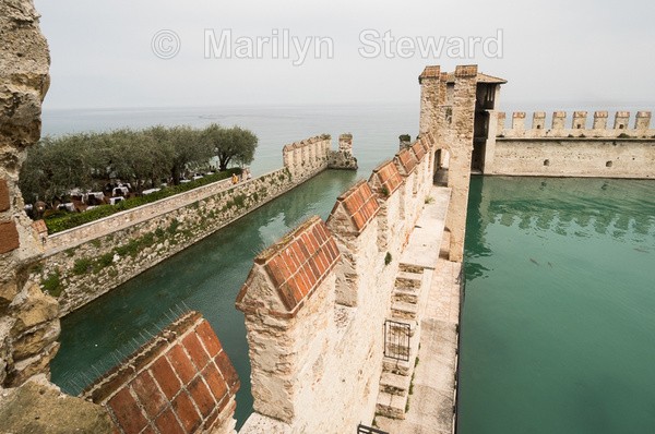 Sirmione - castle-9 - Lake Garda, Verona and Venice