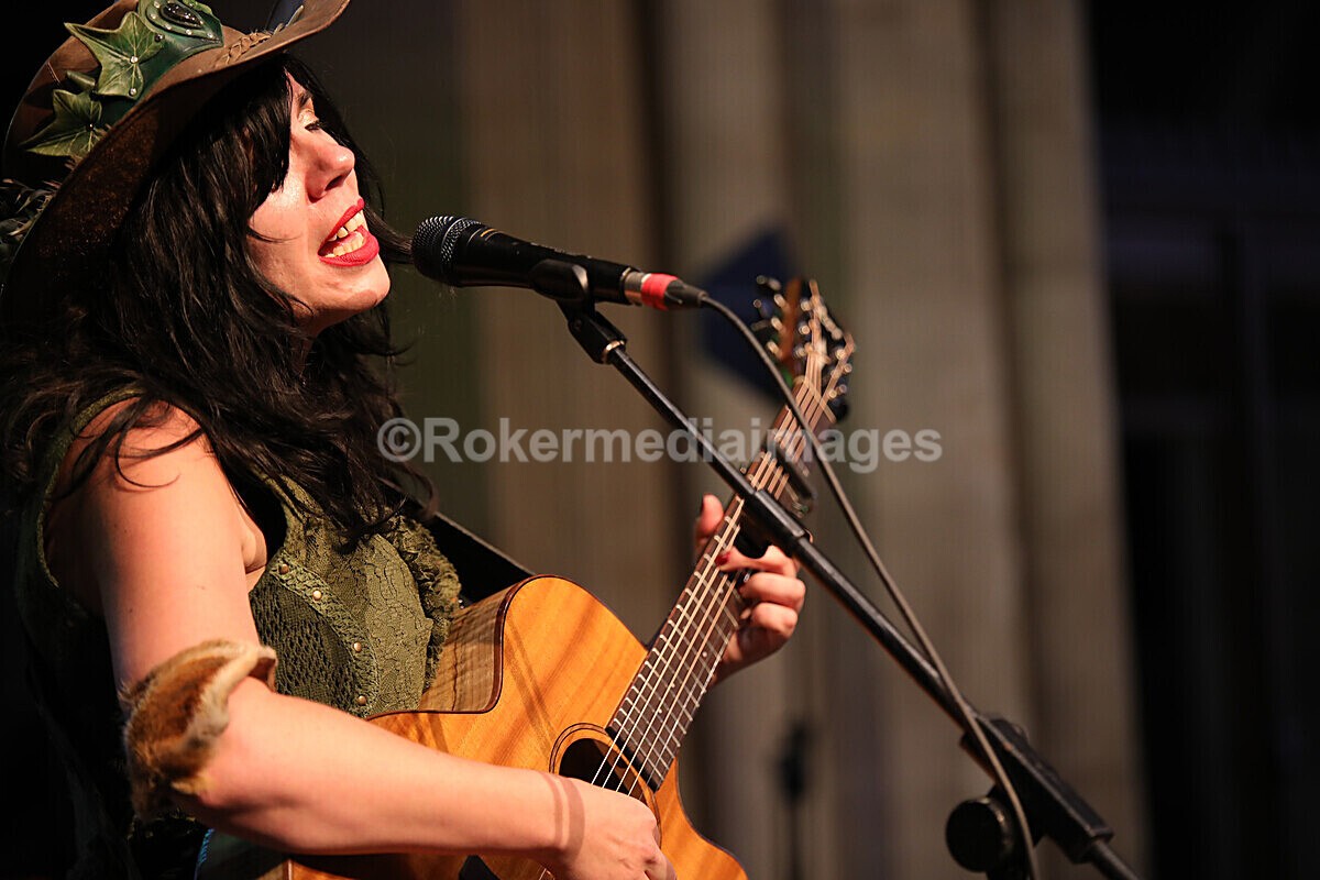 FOLK N BLUES-364 - FOLK and BLUES SEPT 2022