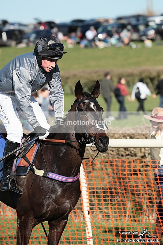 PtP 210326 859 - VWH Cirencester Races 21/03/26