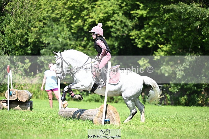 240729B-142706-02783 - Abbie's Group XC