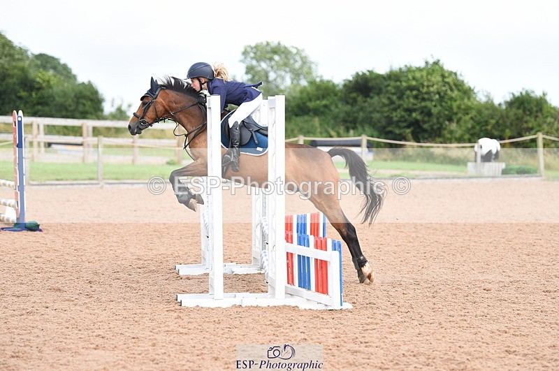 230711A-164320-00067 - 70cm