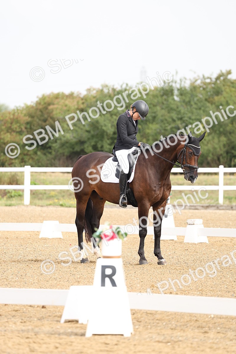 SBM_005399 - Class 6 - Novice 6 - 9.30-10.12