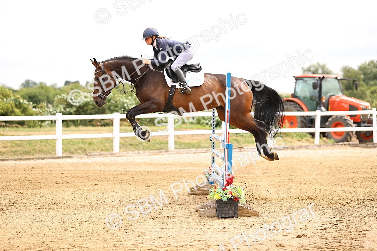 SBM_003035 - Class 21 - Senior Newcomers - 1.10m
