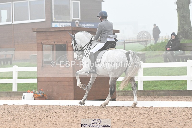 240217A-111124-01589 - 133-Katharine.Lewis-SLS.Maurits