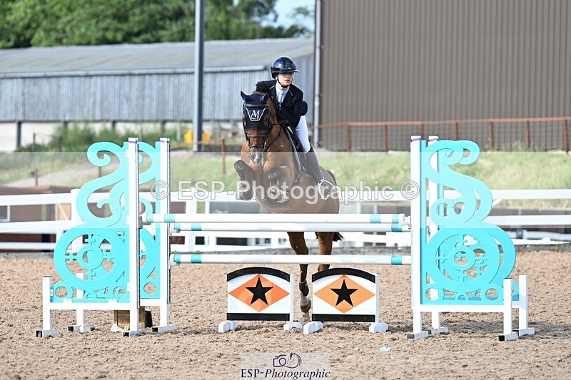 260627-175914-05905 - Cls 27 Foxhunter and 1.10m