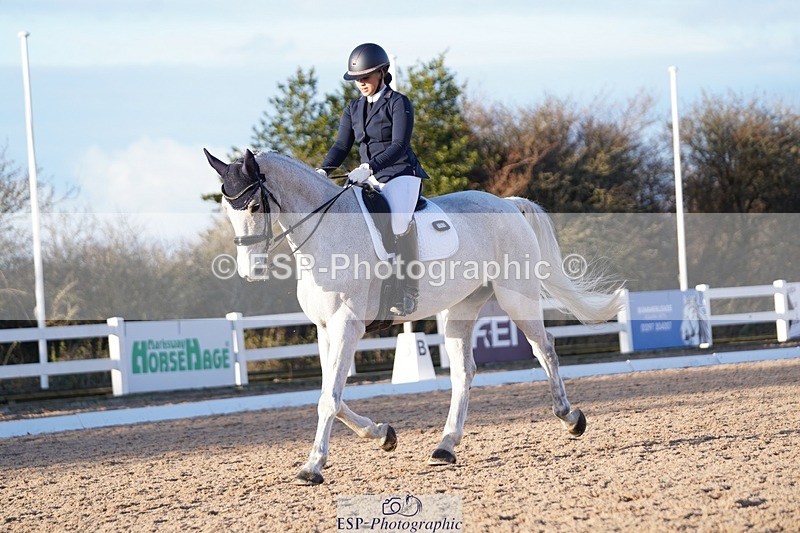 241214-152504-02161 - 162-Layla.Ambersley-Broadbent-Galwaybay.Buddy