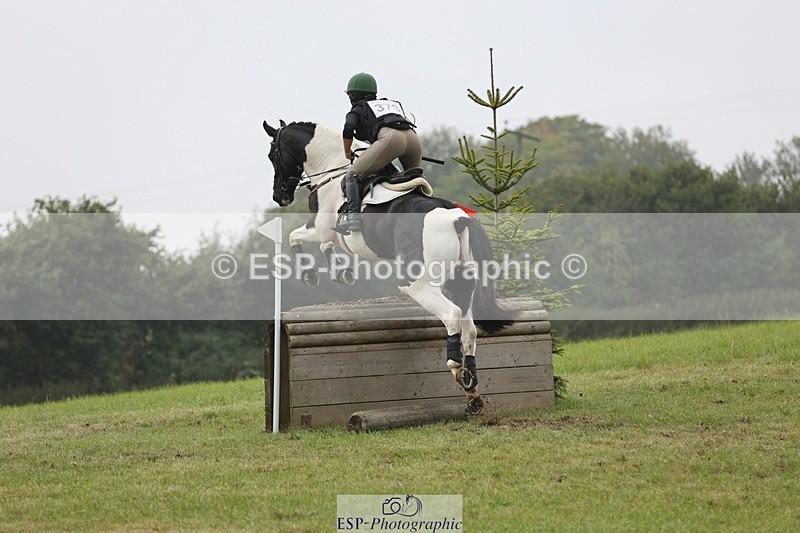 240901A-130611-09006 - 373-Hayley.Foster-BELLATAIRE