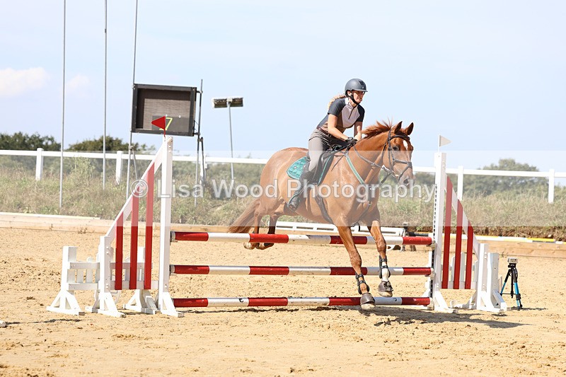 3E7A1558 - Class 10: 90cm open