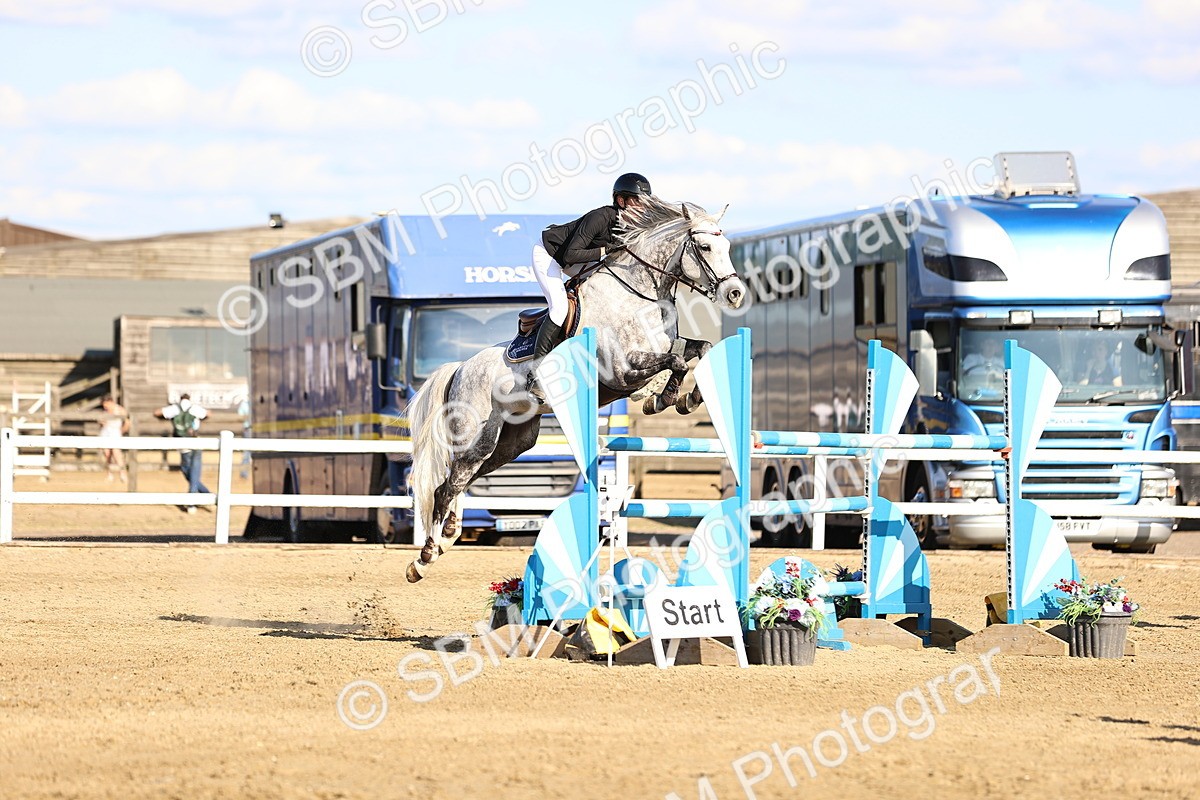 SBM_015939 - Class 18 - Senior 1.35m Open