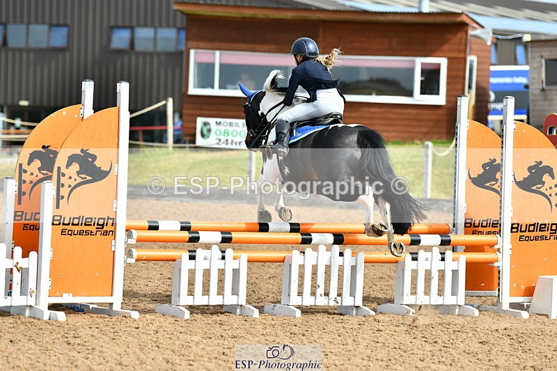 230624A-092808-00185 - Cls 36 Stepping Stones 128 & 138cm