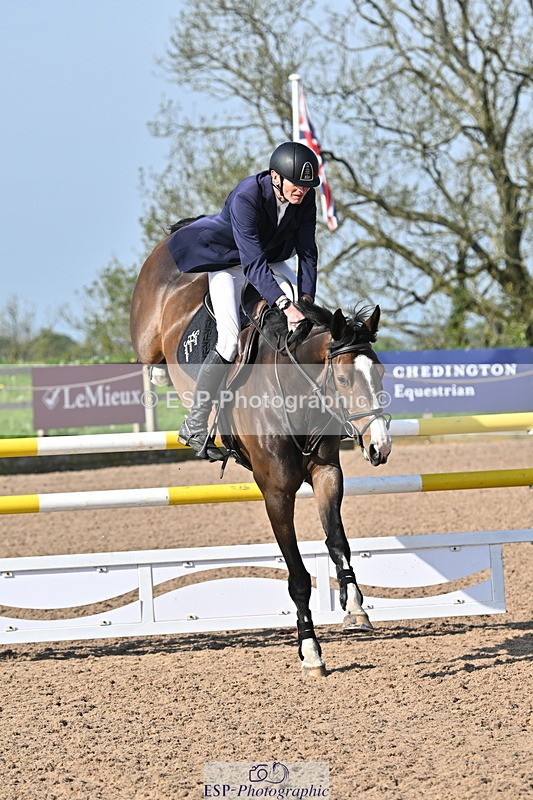 240509A-090916-00457 - Cls 8 Foxhunter