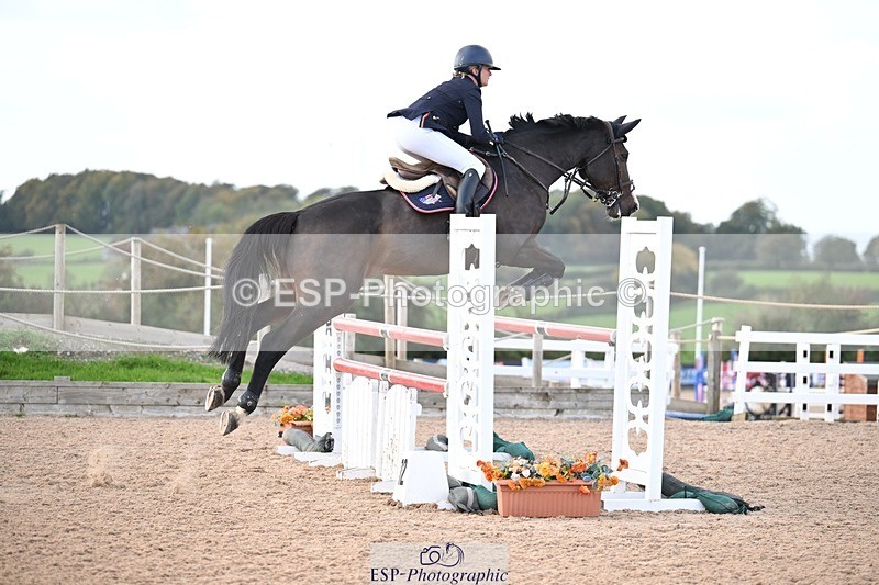 251005-151012-04052 - Cls 21 Newcomers and 1.10m