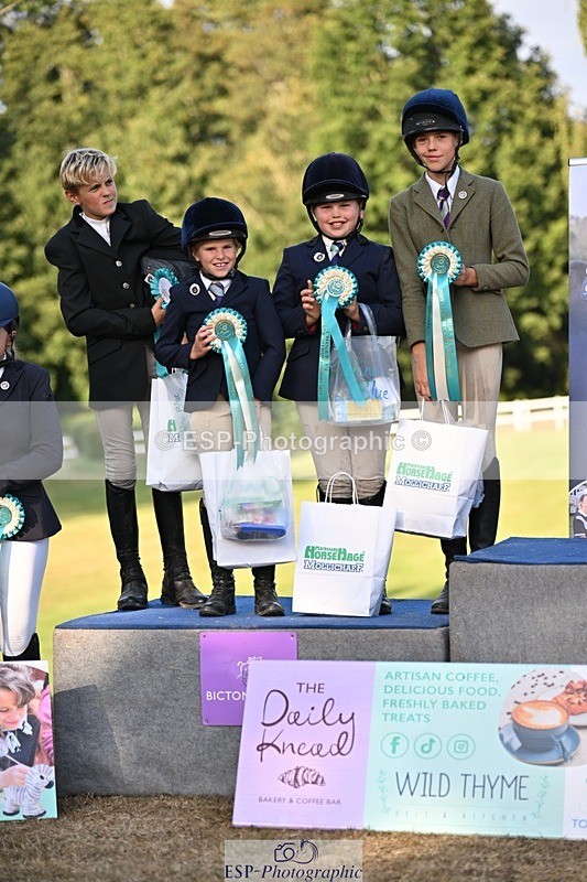 250822A-172840-24628 - Friday Presentations