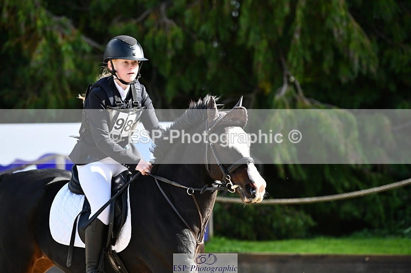 251004A-121210-00940 - Classes 4 & 5 50cm