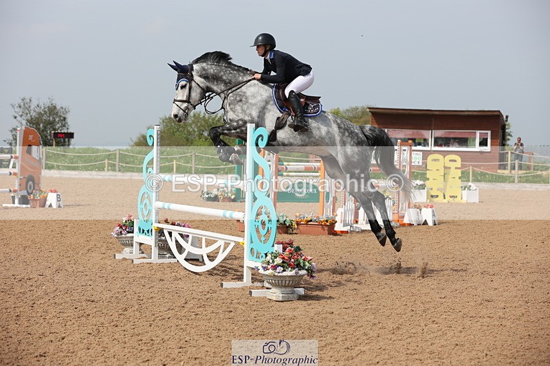 240511A-105110-11922 - Cls 33 Snr 1.20m Open