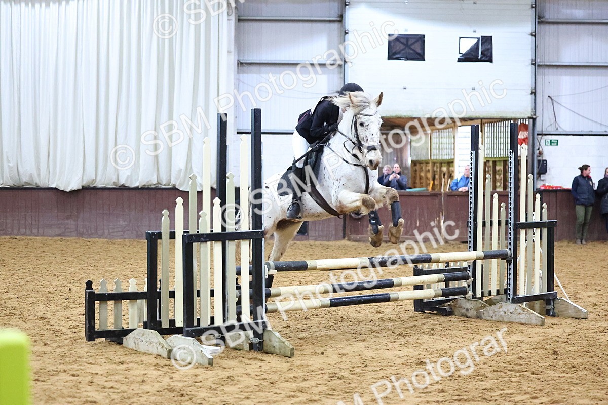 SBM_001658 - Class 4 - Festive Fences - 70cm