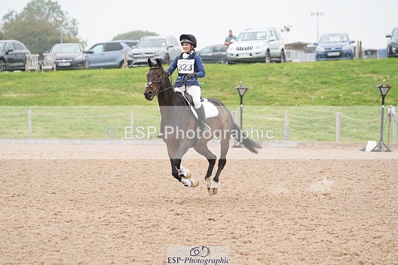 240901A-121146-06822 - 323-Bethany.Hull-CARRICK.DIAMOND.OLIVER