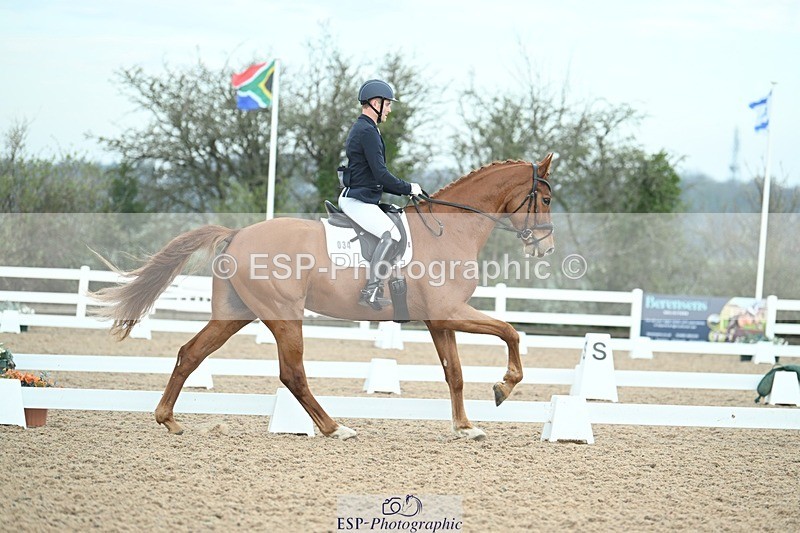 250403-085052-00418 - 034-Alejandro.Farina-Davian.Hit