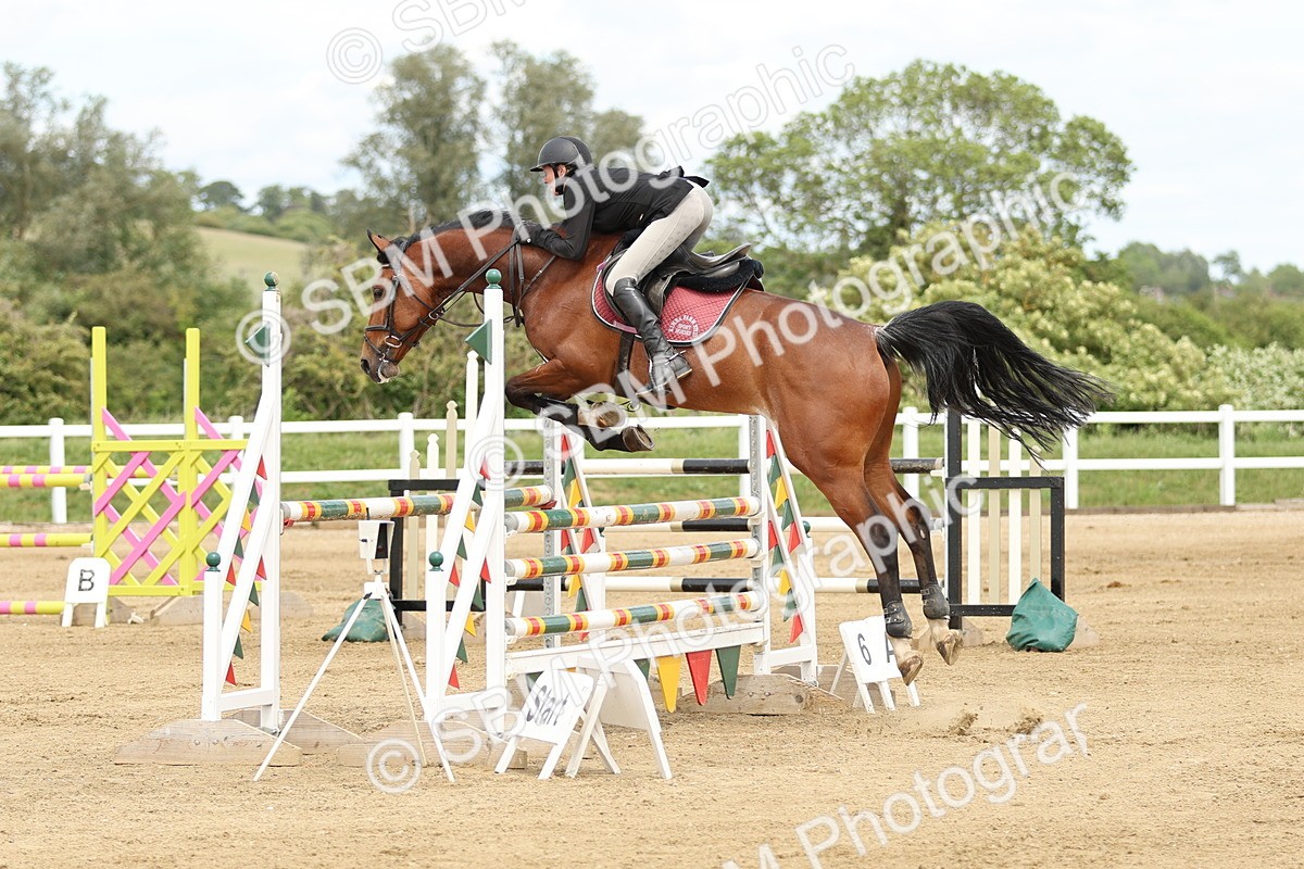 SBM_000937 - Class 4 - Senior Newcomers - 1.10m