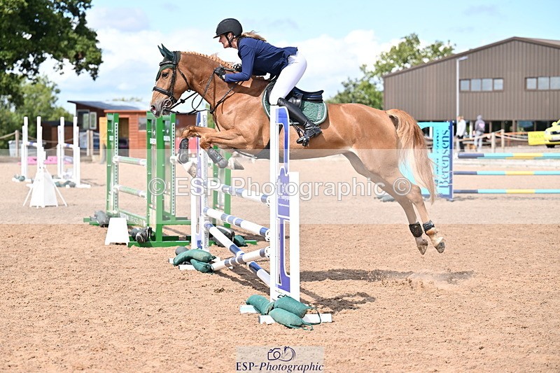 250827B-130209-00461 - Cls 4 Snr Newcomers 1.10m