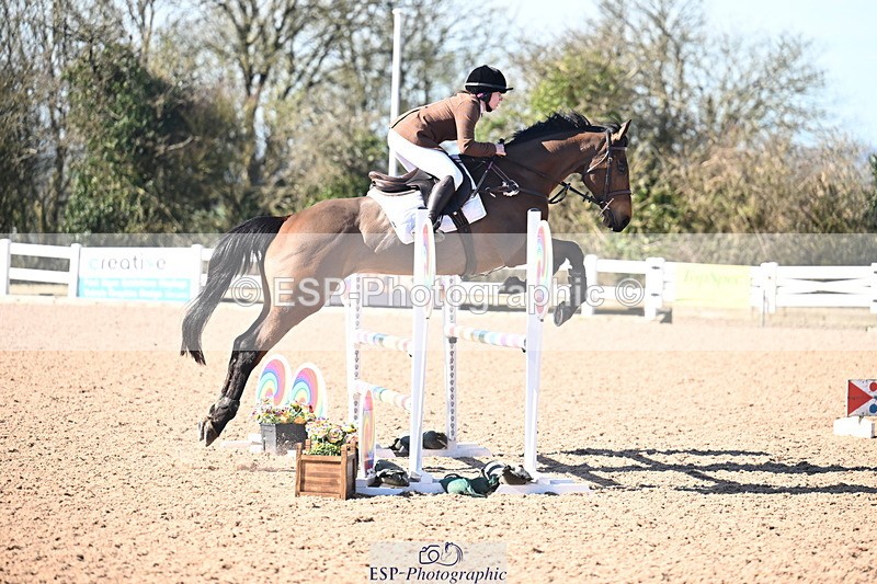 260318B-103939-00146 - Clear Round & Brit Nov 90cm