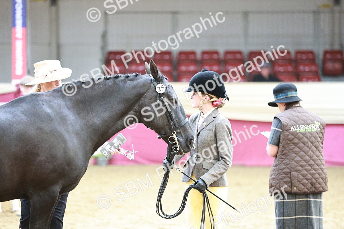 SBM_04814 - Class 7R - Regional IH Diamond