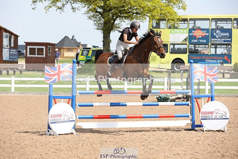 240510A-142115-07596 - Cls 17 1.05m National Am Quali