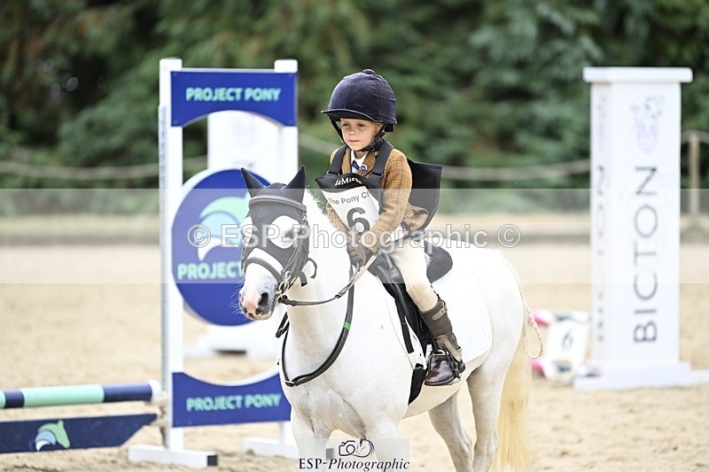 250820A-152829-10000 - Round 1, 14.00 to End