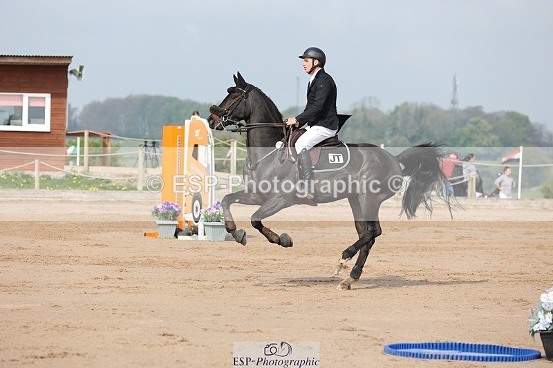 250424-103204-03073 - Cls 33 Young Horse 7yr old