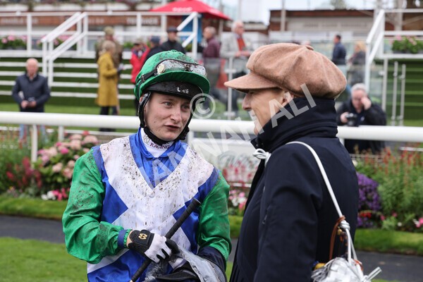 yr07102022r2-47 - Race 2 2.40pm William Hill Autumn Mile