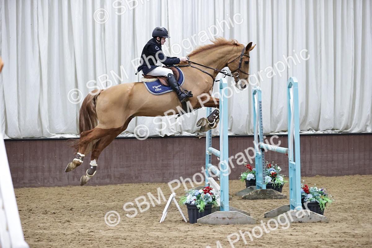 SBM_001313 - Class 4 - Senior Newcomers/ 1.10m Open