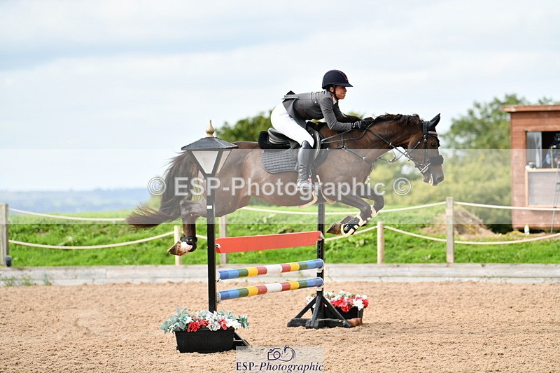 240915A-114213-09754 - Cls 27 Snr 1.05m & 1.10m GP