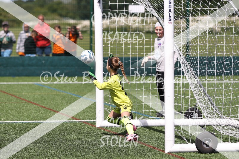 1DX31348 - Sat 13th U9 Girls