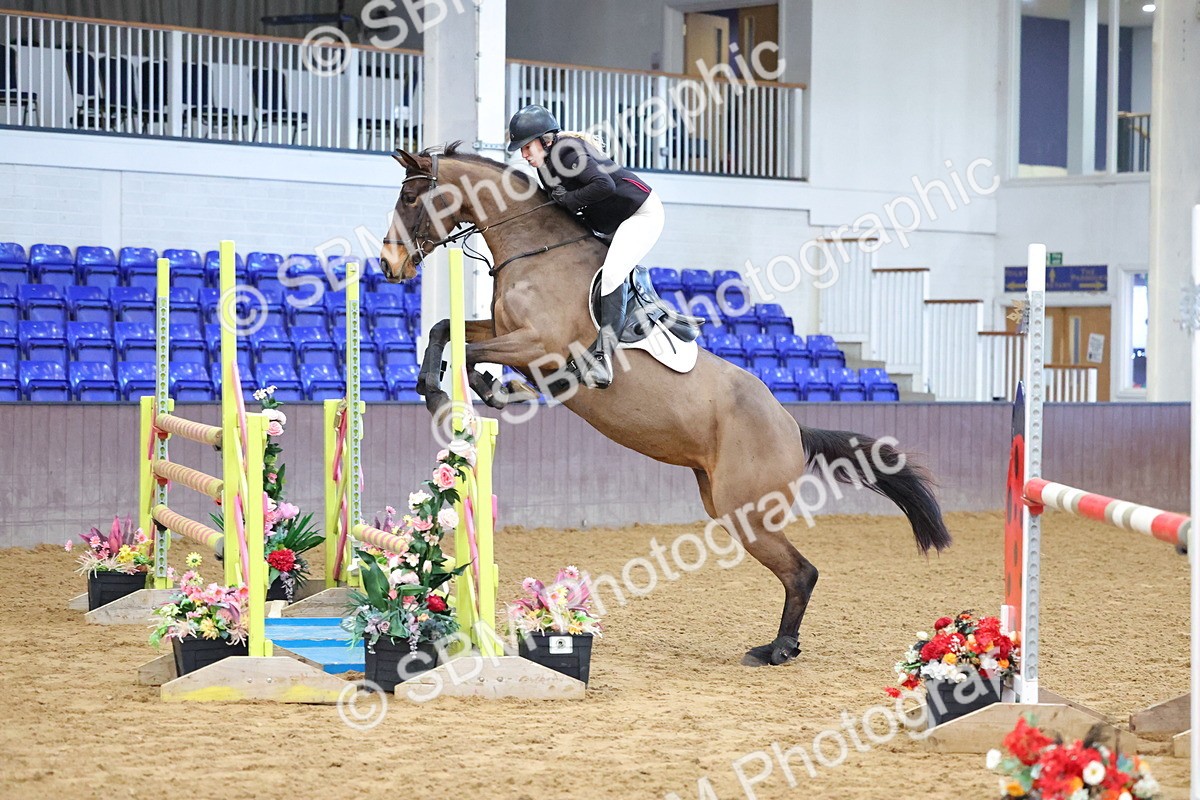 SBM_003123 - Class 15 - Senior Newcomers 1.10m