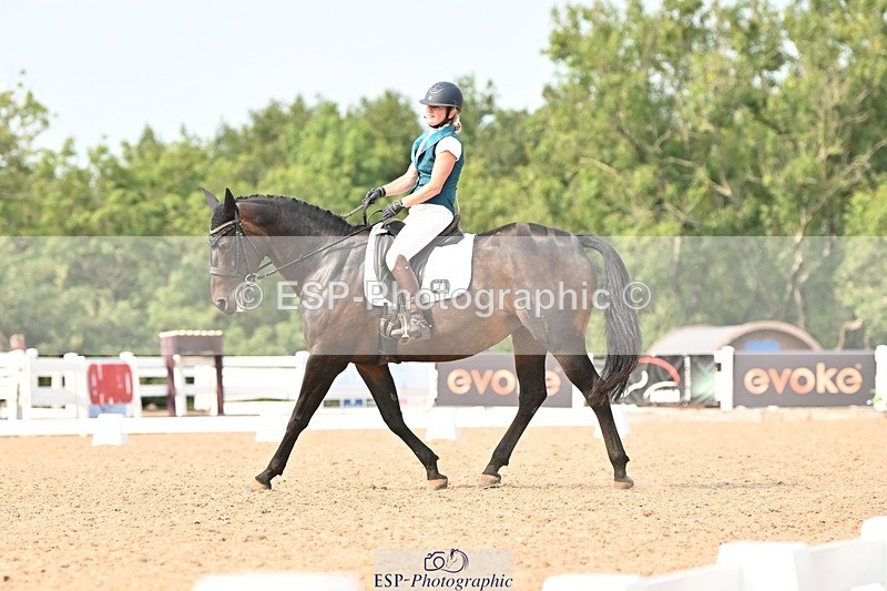 250816-153246-05888 - 036-Georgina.YoungMinuet1v