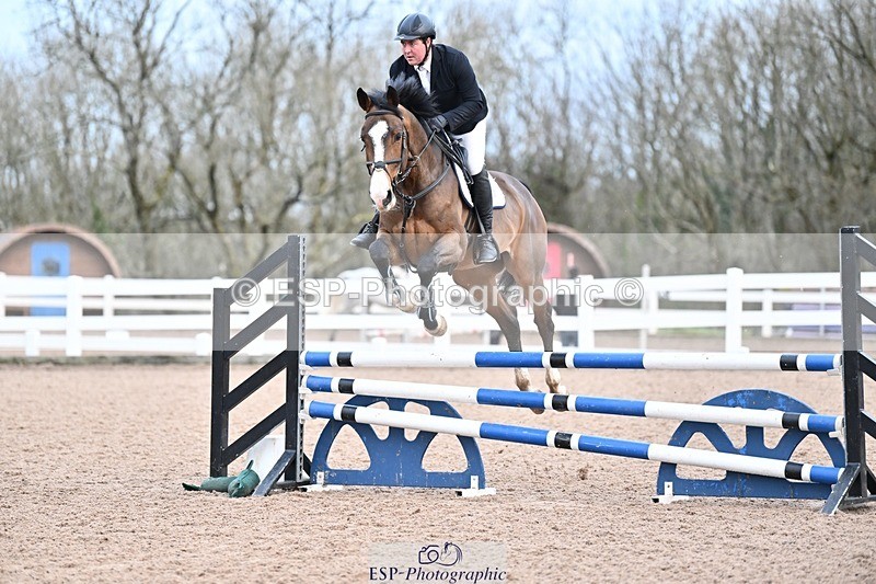 250112-092453-00675 - Cls 15 British Novice and 90cm Open