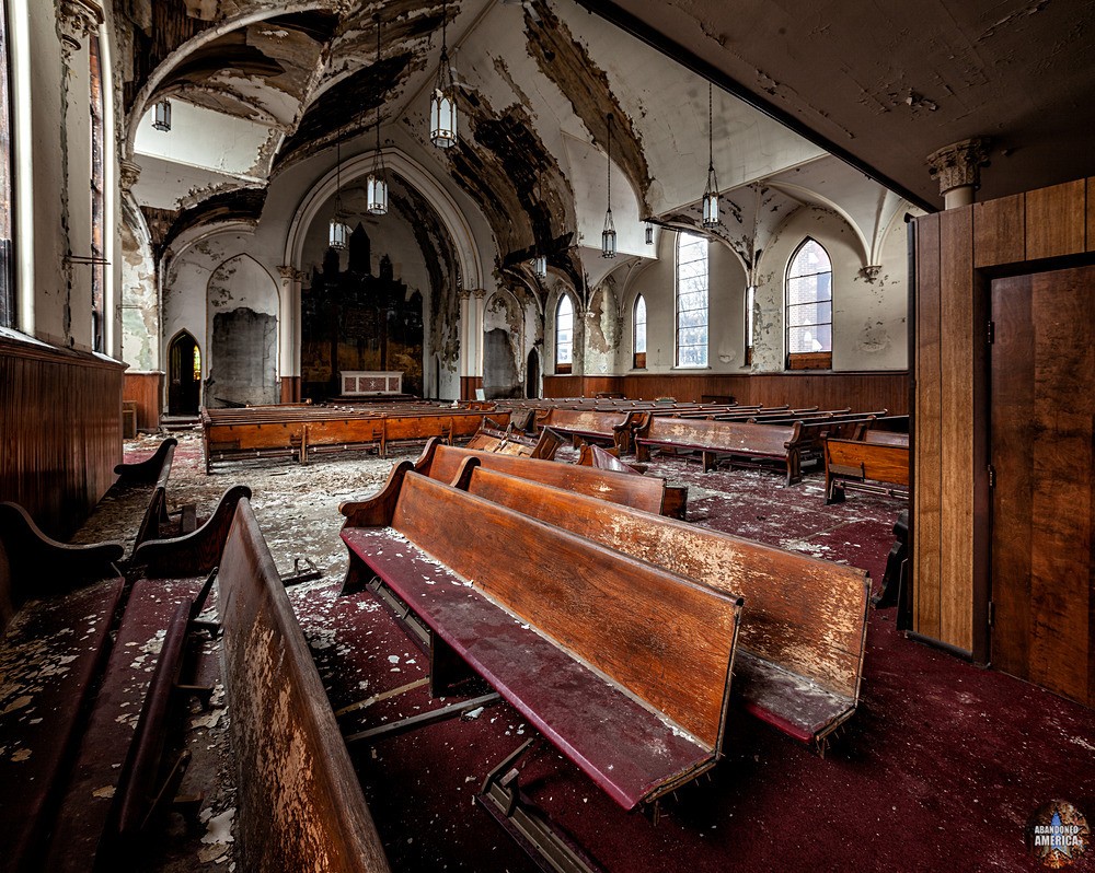 Abandoned Churches photo - Abandoned America