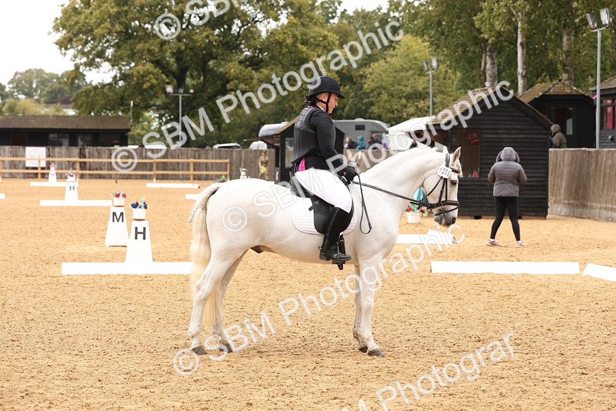 SBM_44036 - D6 - Small Tour Championship Intro 4