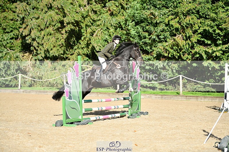 251004A-153811-01910 - Classes 8 & 9 70cm