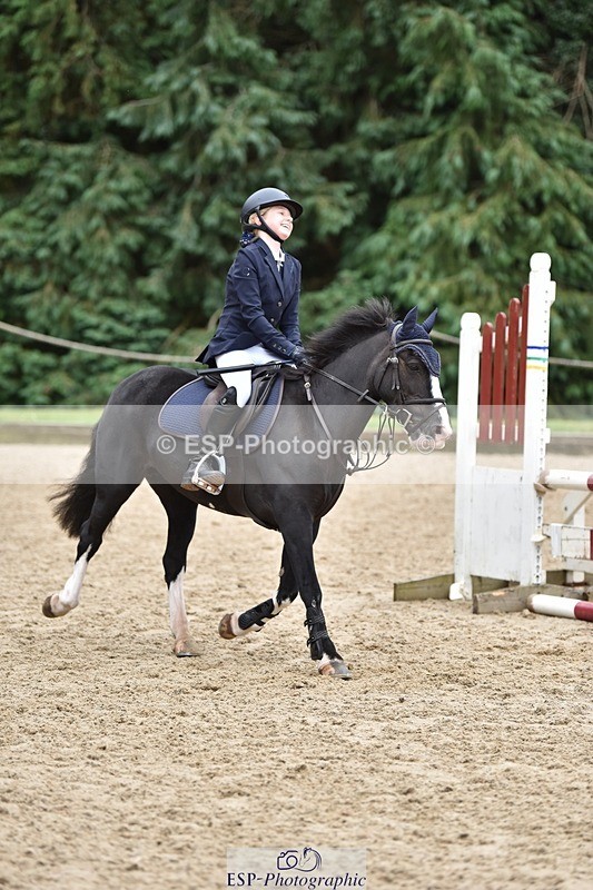 240802-110806-02612 - 80cm Round 1