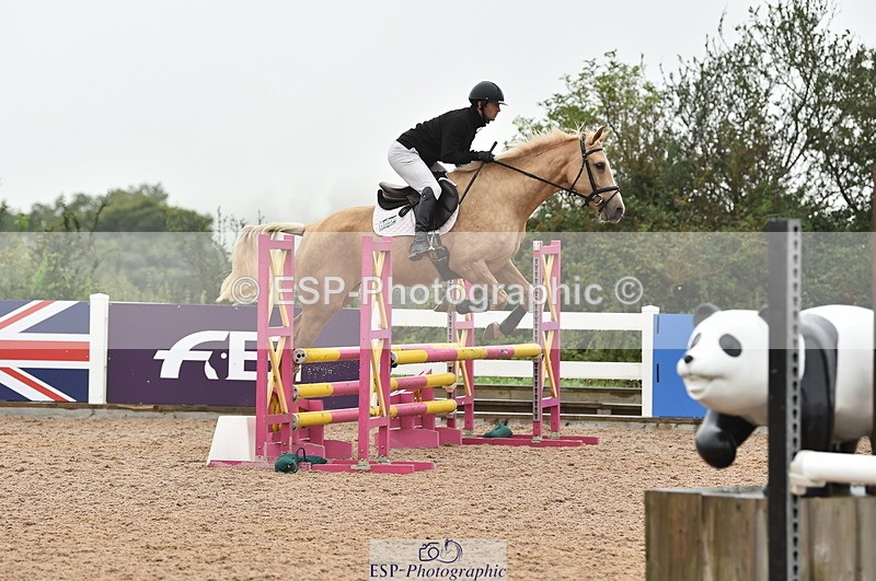 220829A-171724-00400 - 80cm Classes 5a 5b & 6