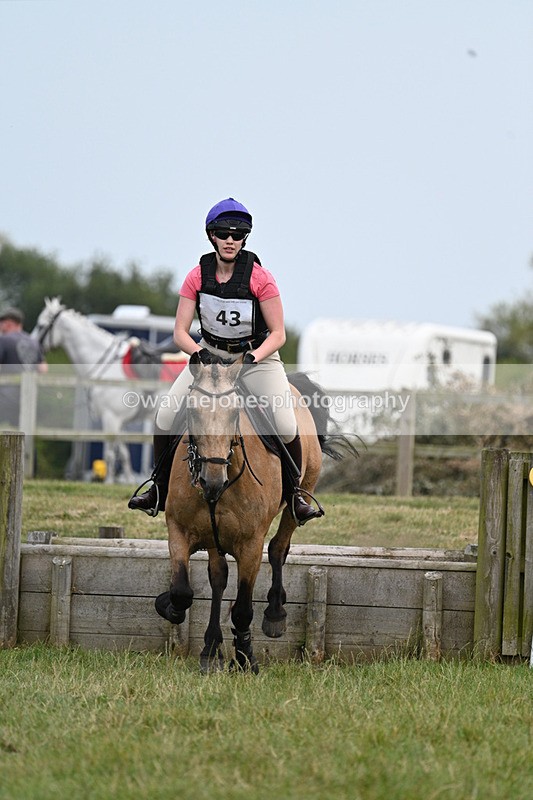 WJ7_8252 - 80cm XC Time 15:26 to 15:43