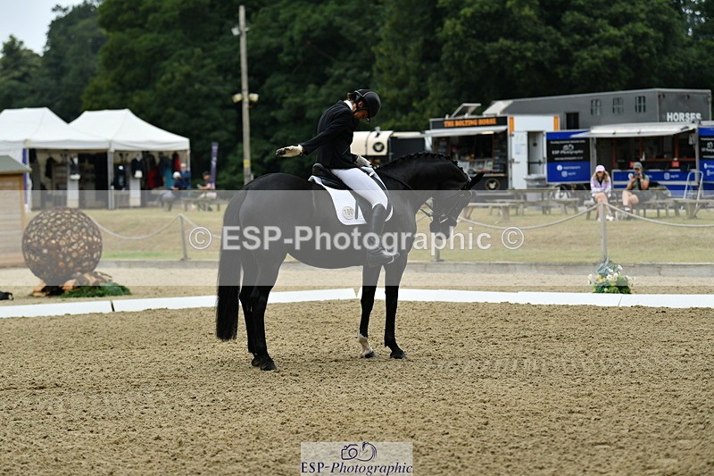 250718A-102552-00145 - 100-Elaine.Cleverdon-PAGANTE