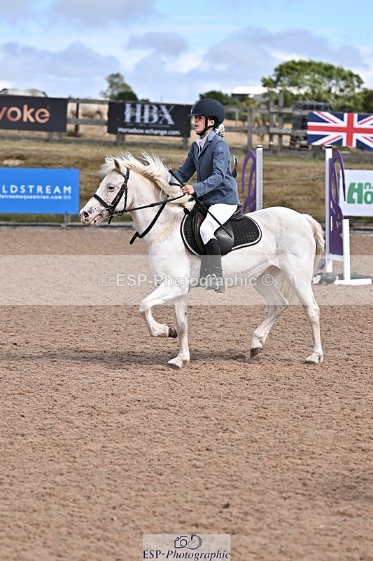260804-150825-00030 - Clear Round