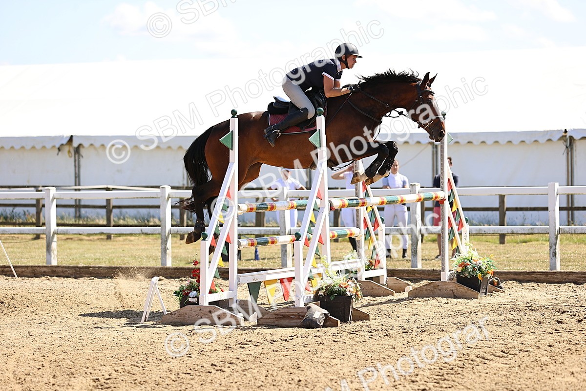 SBM_015072 - Class 16 - Senior foxhunter - 1.20m Open