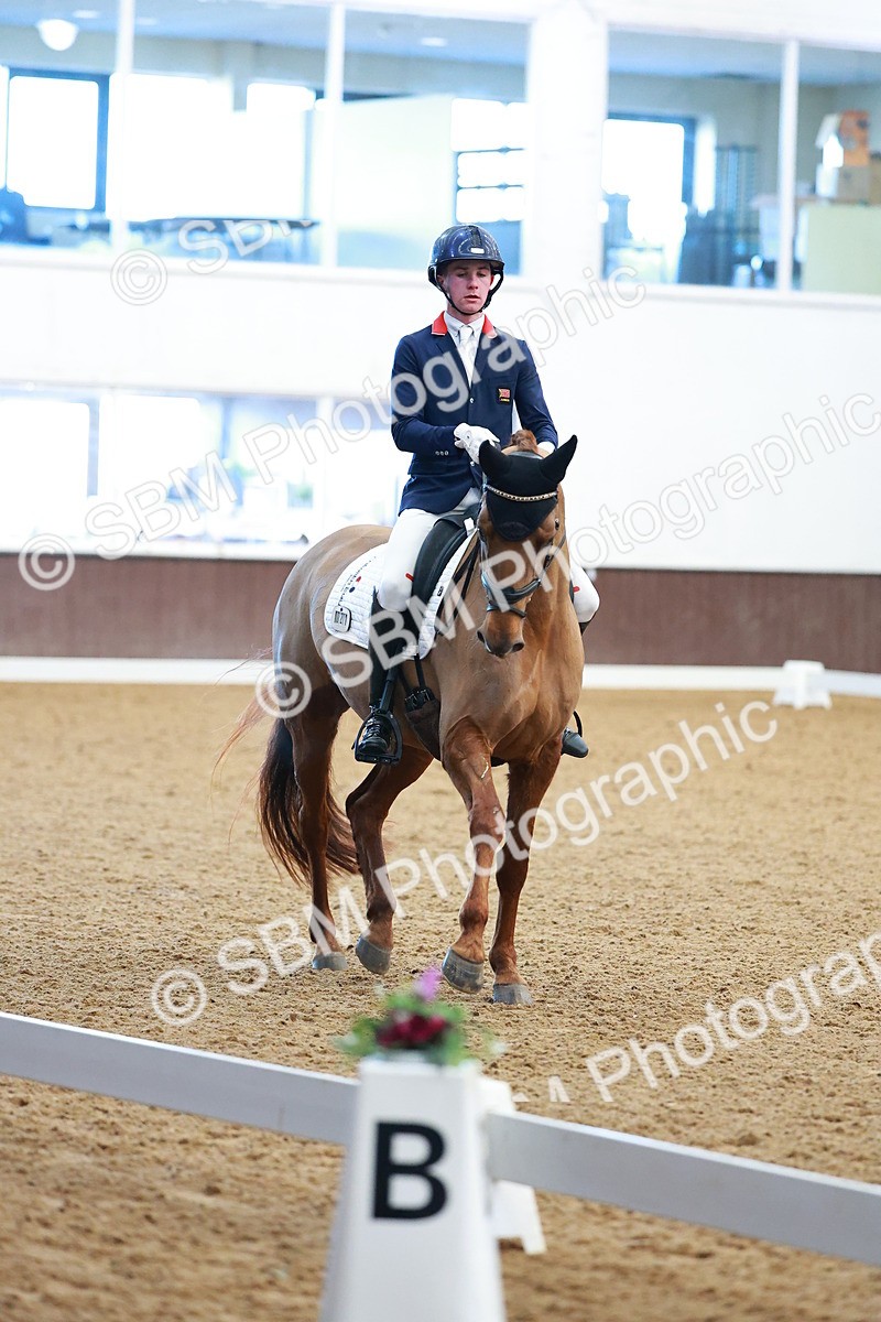 SBM_001305 - Class 18-15-16-22 - Elementary 5 Novice 5-Novice 6