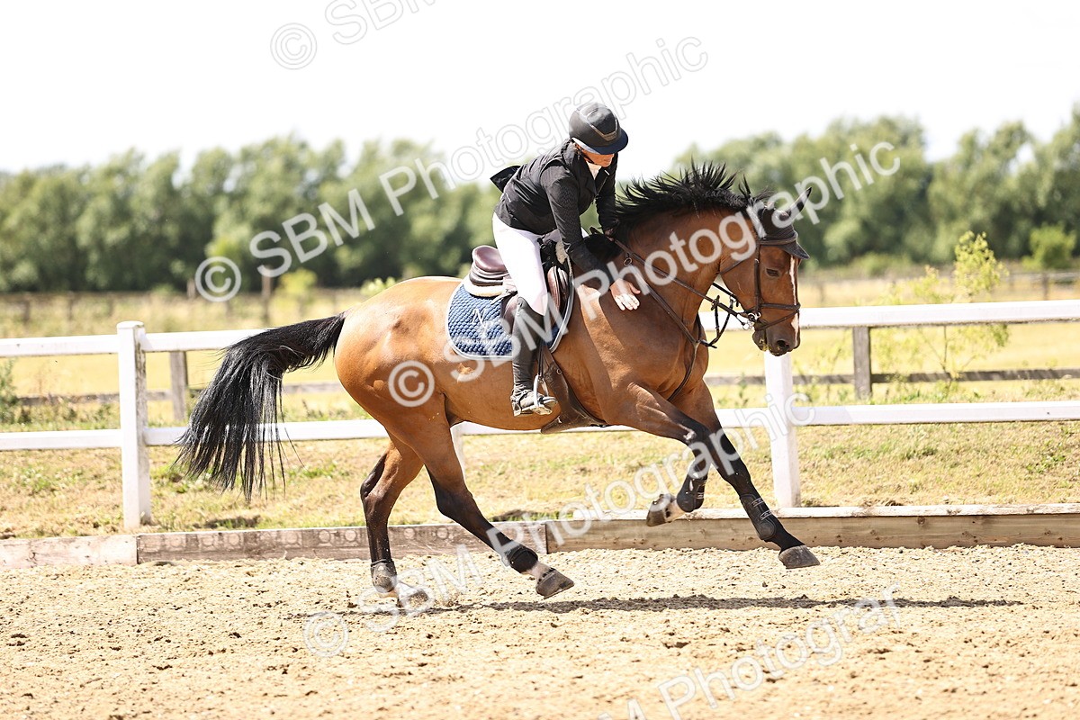 SBM_003855 - Class 22 - Senior Foxhunter 1.20m